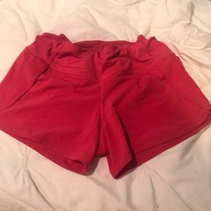 Lululemon shorts size 4